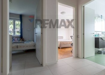 Hall / corridoio - Four-room apartment via Cantù
 
5, Gallarate - photo 7
