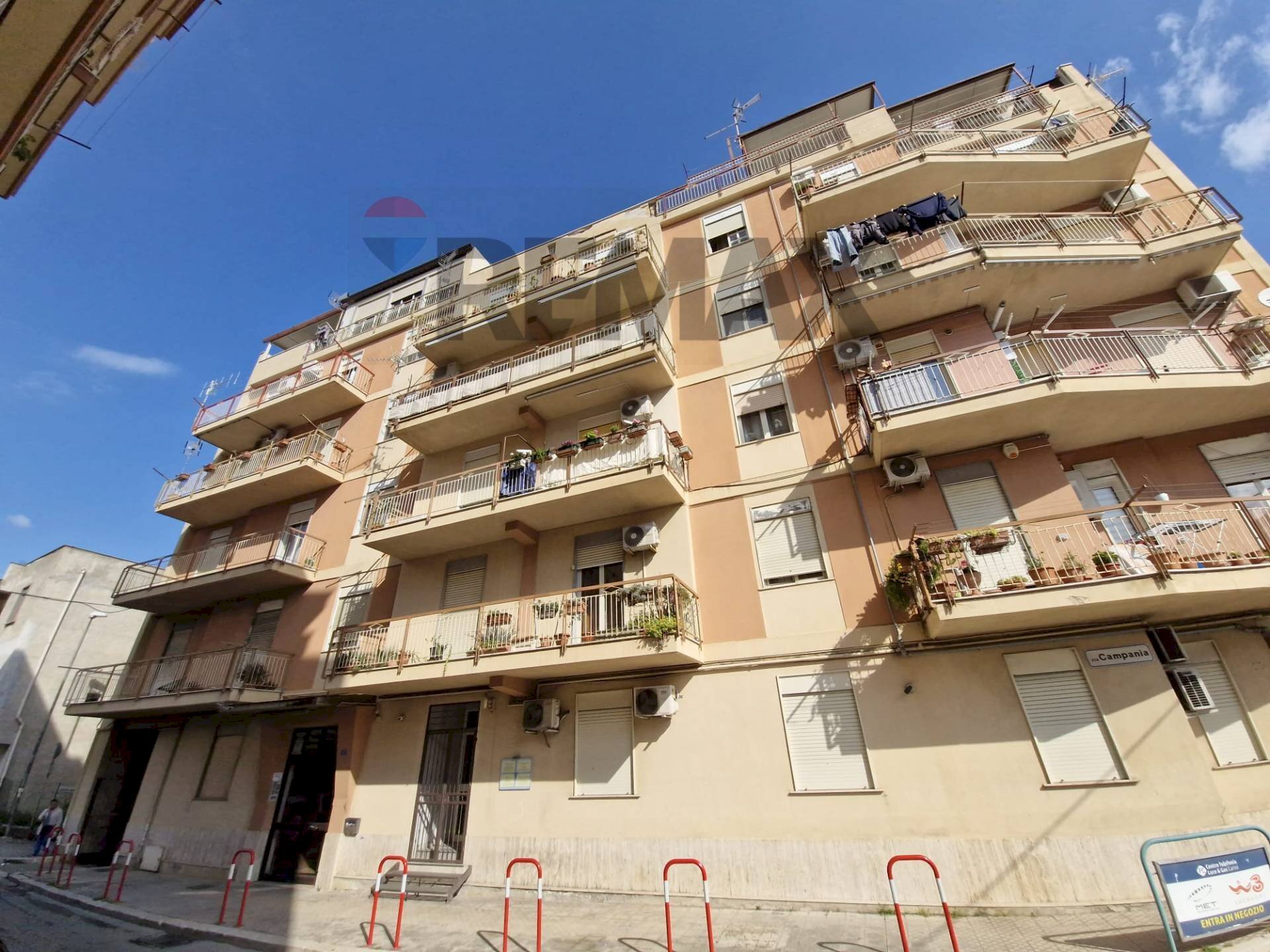 Edificio all\'aperto - Appartamento Via campania
 
12/A, Carini - foto 1