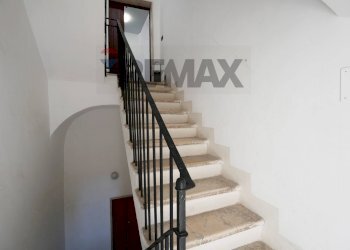 Scale - Two-room apartment via Cattedrale
 
50, Giovinazzo - photo 18