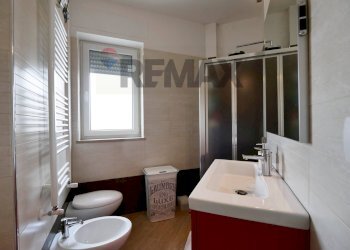 Bagno - Appartamento via Belgio
 
2, Bari - foto 20