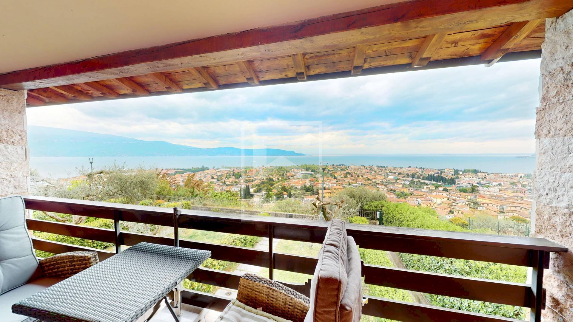 Foto 1 - Villa a Schiera via sant' ambrogio
 
42, Toscolano-Maderno - foto 1