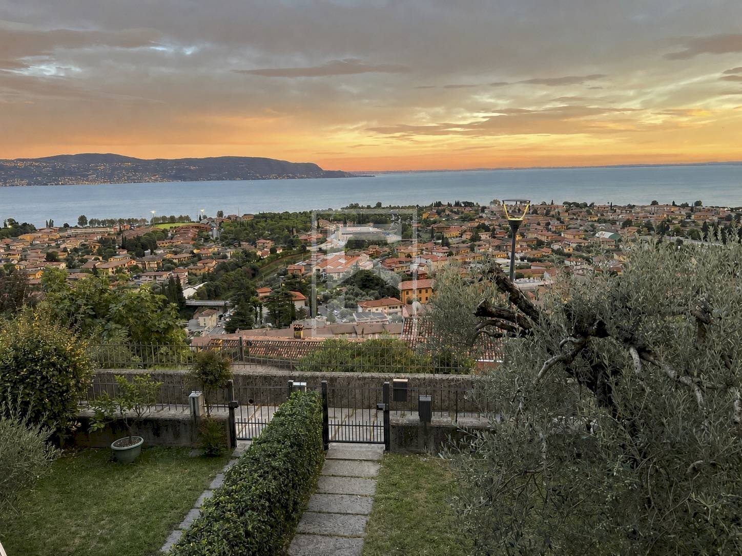 Foto 1 - Villa a Schiera via sant' ambrogio
 
42, Toscolano-Maderno - foto 1