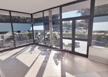 Foto 1 - Office via di Montramito
130, Viareggio - photo 1