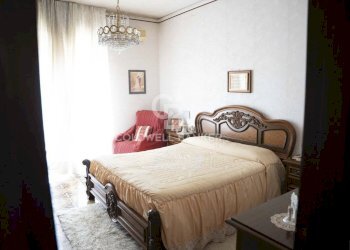 Foto 13 - Four-room apartment via cimone
 
10, Catania - photo 13