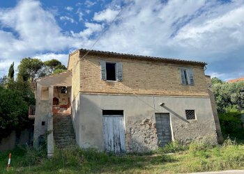 Foto 1 - Rustic via colle in su, Acquaviva Picena - photo 1