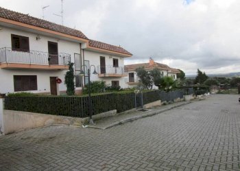 Facciata - Villa a Schiera Statte - foto 31