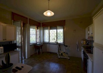 Cucina - Villa via Toetto, Castelnuovo Calcea - foto 23