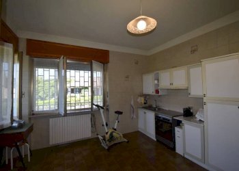 Cucina - Villa via Toetto, Castelnuovo Calcea - foto 25