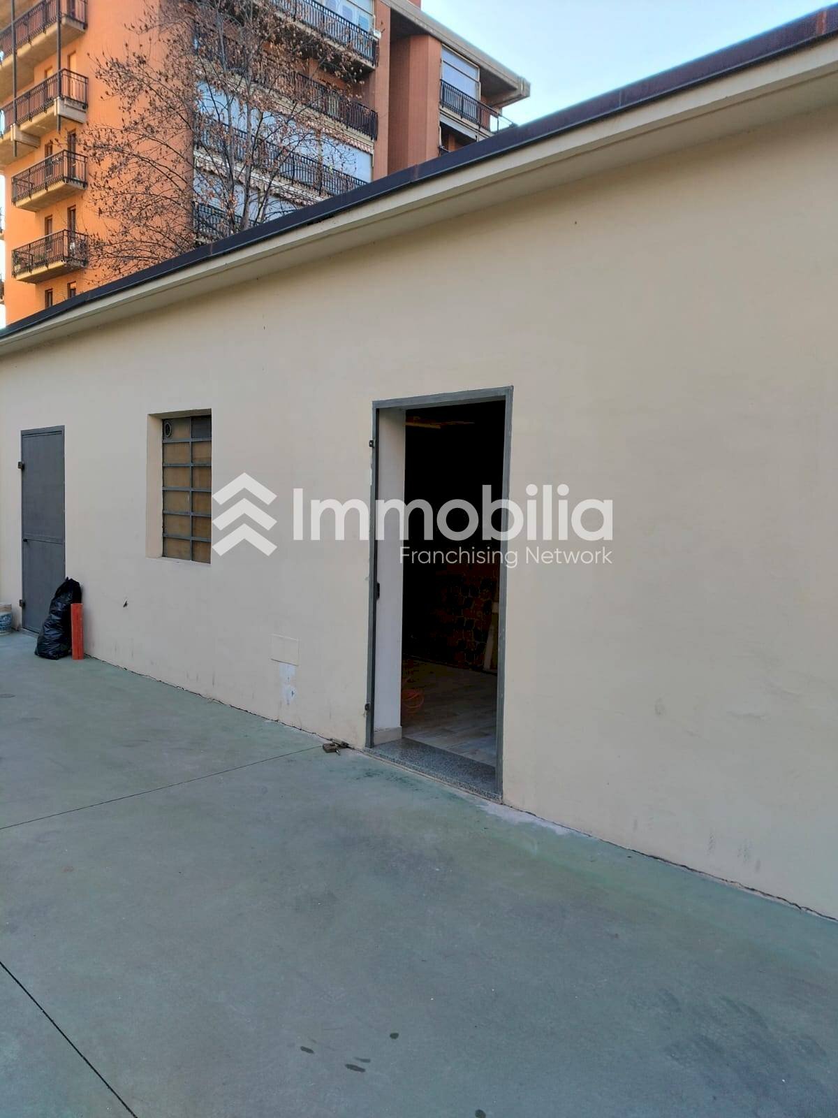 Foto 2 - Magazzino Via Limone
13, Torino - foto 2