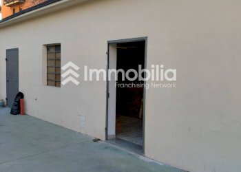 Foto 2 - Magazzino Via Limone
13, Torino - foto 2