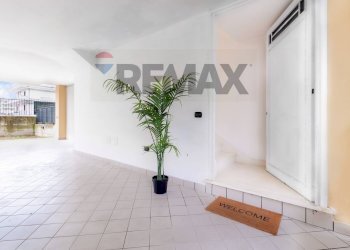 Ricezione / Lobby - Villa Via Uberto Mainolfi
 
7, Telese Terme - photo 2