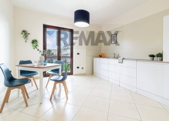Sala da pranzo - Villa Via Uberto Mainolfi
 
7, Telese Terme - photo 6