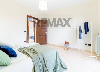Camera / camera da letto - Villa Via Uberto Mainolfi
 
7, Telese Terme - photo 18