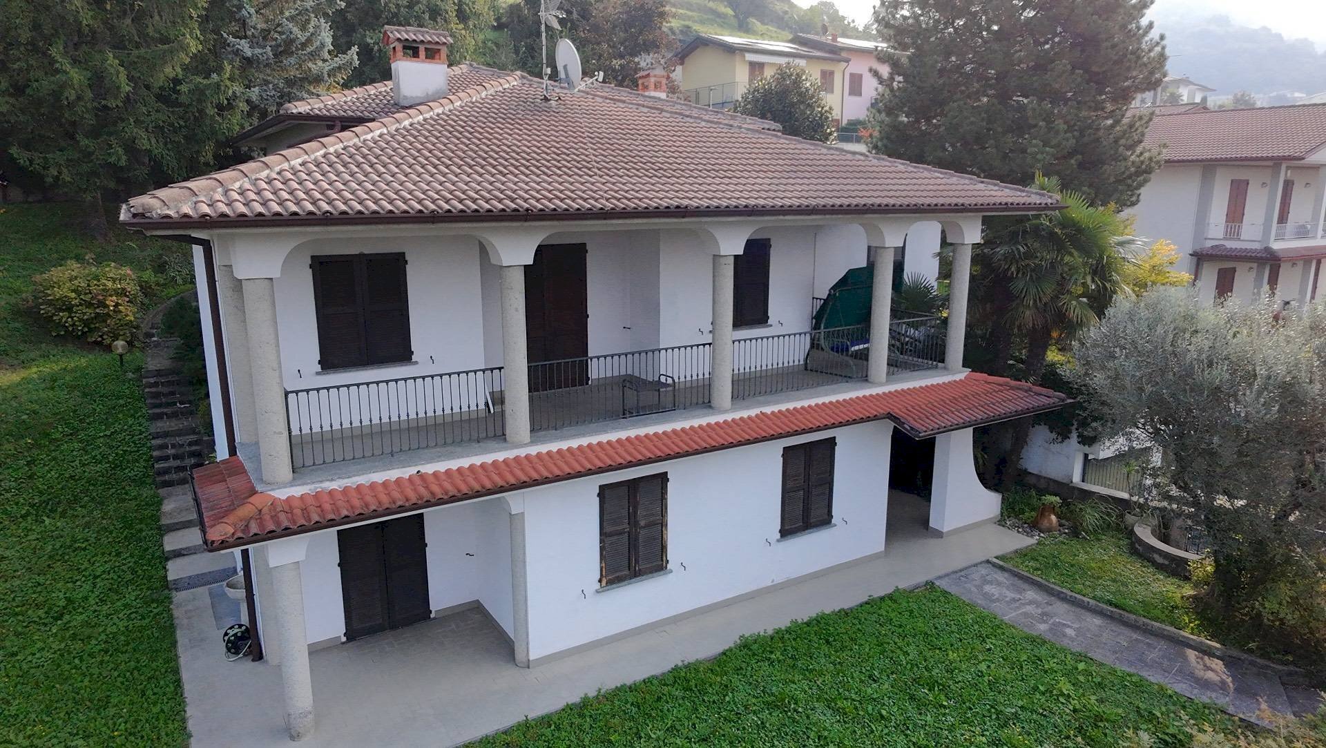 Foto 1 - Villa Nicolò Paganini
 
4, Torre de' Busi - photo 1