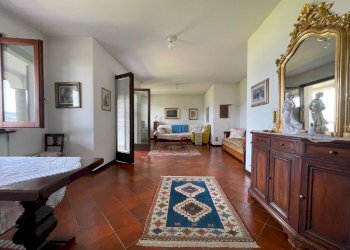 corridoio - Villa Nicolò Paganini
4, Torre de' Busi - photo 40