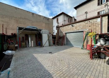 facciata - Commercial Premises Dante Alighieri
3, Calolziocorte - photo 1