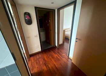 corridoio - Three-room apartment Nazario Sauro
21, Cremella - photo 20