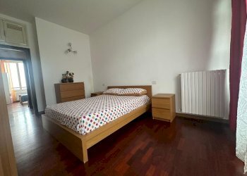 camera da letto - Three-room apartment Nazario Sauro
21, Cremella - photo 25