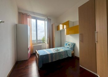 camera da letto - Three-room apartment Nazario Sauro
21, Cremella - photo 32