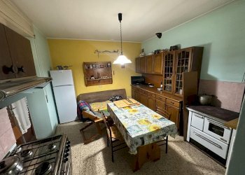 soggiorno - Independent house Pratomolone
48, Erve - photo 3