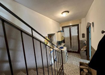 portone - Independent house Pratomolone
48, Erve - photo 6