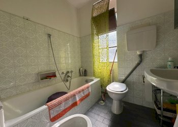 bagno - Independent house Pratomolone
48, Erve - photo 11