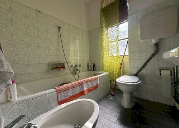 bagno - Independent house Pratomolone
48, Erve - photo 13