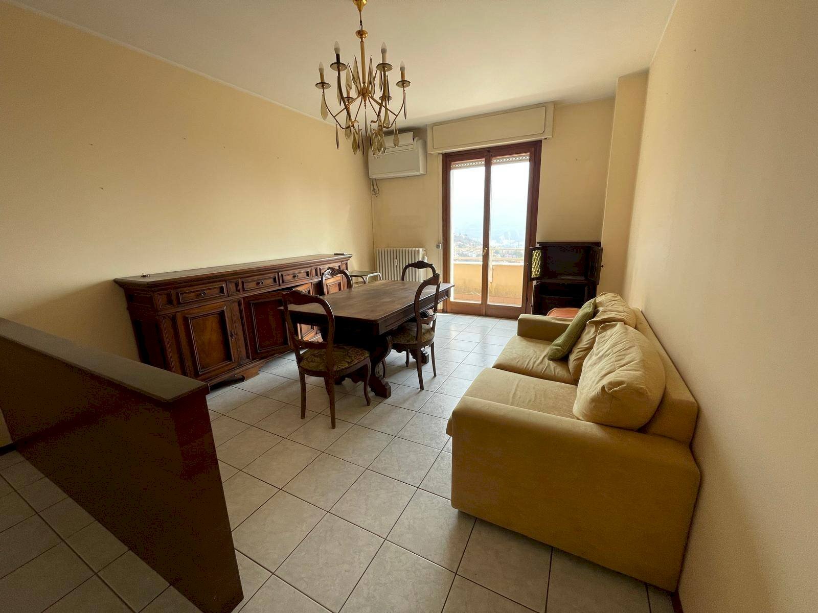 Foto 2 - Three-room apartment via 4 novembre
17, Galbiate - photo 2