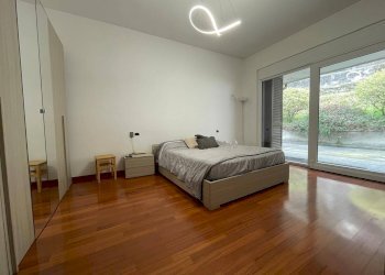Camera matrimoniale - Villa a Schiera via Garibaldi
5, Sirone - foto 32