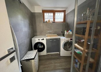 Secondo bagno/lavanderia - Villa a Schiera via Garibaldi
5, Sirone - foto 42