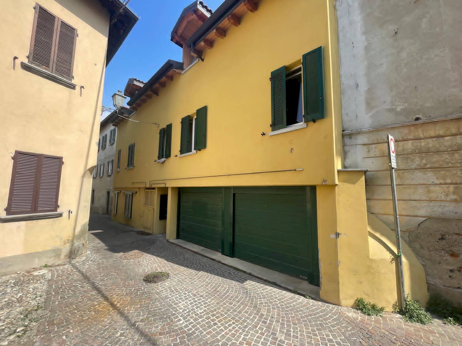 Esterno - Three-room apartment Galbiate - photo 1