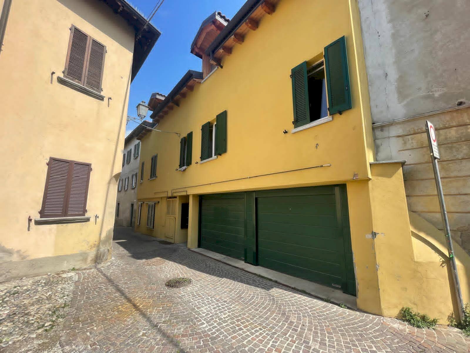 Esterno - Three-room apartment Galbiate - photo 3
