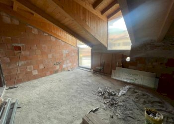 Soggiorno - Three-room apartment Galbiate - photo 12