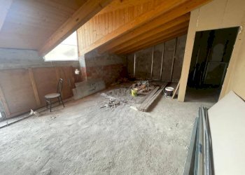 Soggiorno con cucina a vista - Three-room apartment Galbiate - photo 18
