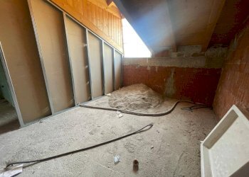Camera Matrimoniale - Three-room apartment Galbiate - photo 22