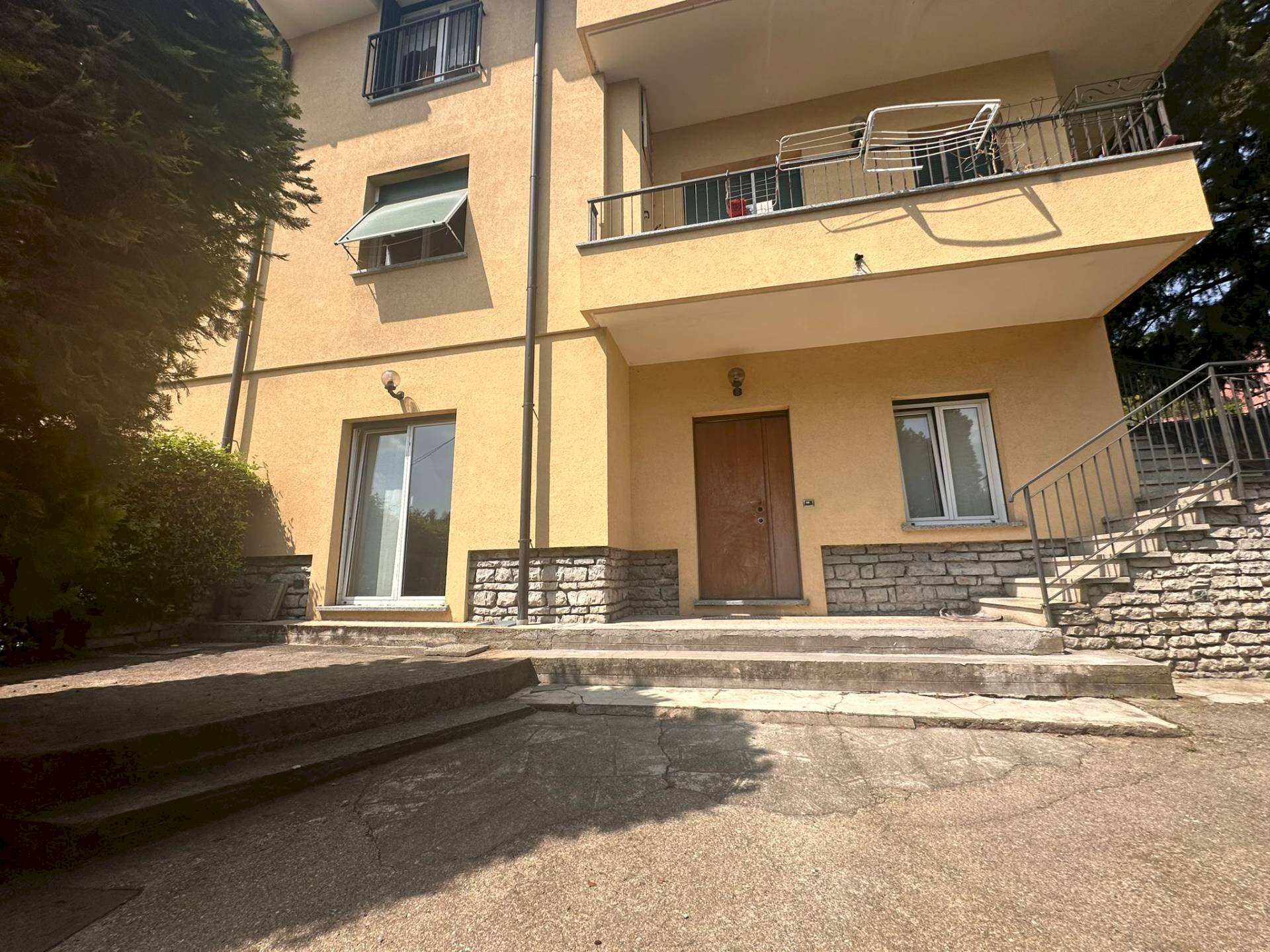 Esterno - Three-room apartment Galbiate - photo 1