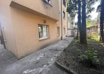 Esterno - Three-room apartment Galbiate - photo 13