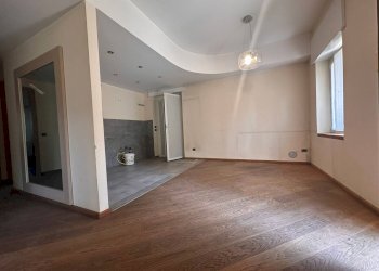 Cucina a vista abitabile - Three-room apartment Galbiate - photo 18