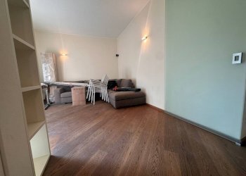 Soggiorno - Three-room apartment Galbiate - photo 31