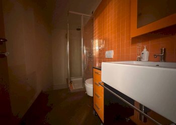 Secondo Bagno con doccia - Three-room apartment Galbiate - photo 48