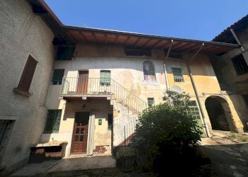Esterno - Casa indipendente Colle Brianza - foto 4