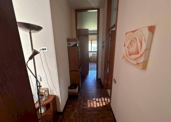 2 Locali Disimpegno - Casa indipendente Brenna - foto 34