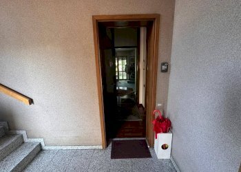 Ingresso 4 locali su due livelli - Casa indipendente Brenna - foto 40