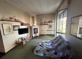 4 locali su due livelli Soggiorno - Casa indipendente Brenna - foto 45