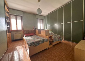 3 Locali piano primo Seconda Camera matrimoniale - Casa indipendente Brenna - foto 81