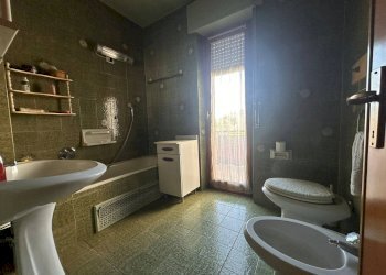 3 Locali piano primo Bagno - Casa indipendente Brenna - foto 85
