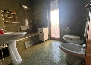 3 Locali piano primo Bagno - Casa indipendente Brenna - foto 86