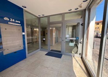 Ingresso - Locale Commerciale Galbiate - foto 5