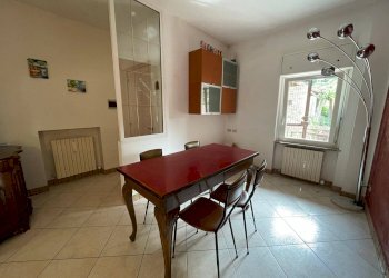 Soggiorno Appartamento piano primo - Casa indipendente Galbiate - foto 12