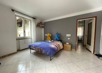 Camera Matrimoniale Appartamento piano primo - Casa indipendente Galbiate - foto 21